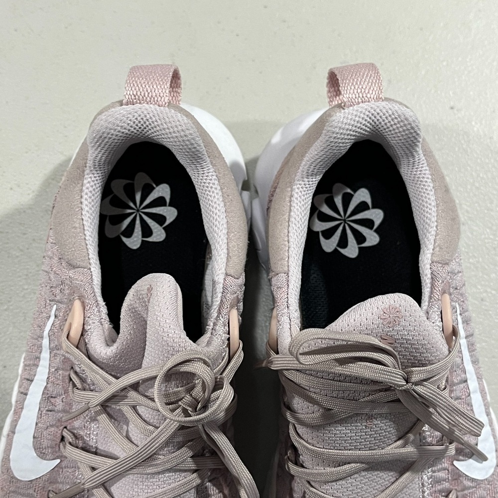 Nike Free Run 5.0 Shoes Women's 7 Platinum Violet Road Running Athletic Sneakers - Picture 5 of 10